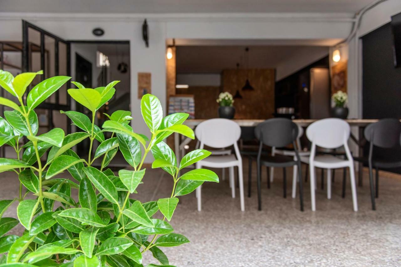 Piraeus Premium Suites Екстериор снимка